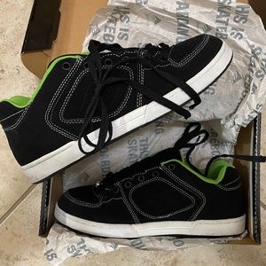 Emerica ar slim us11